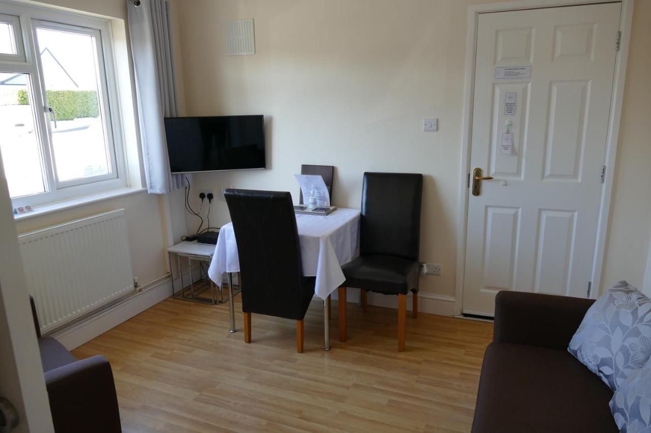 Magnolia Self Contained Suites Coalpit Heath Buitenkant foto