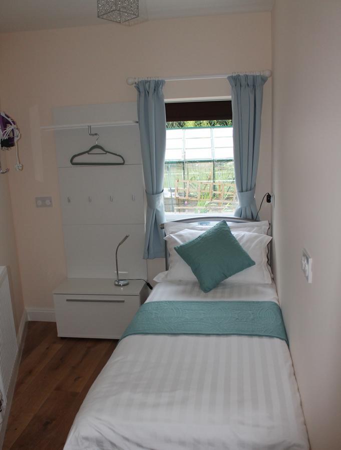 Magnolia Self Contained Suites Coalpit Heath Buitenkant foto
